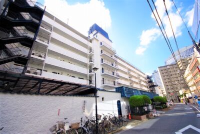 秀和代々木レジデンス　外観1